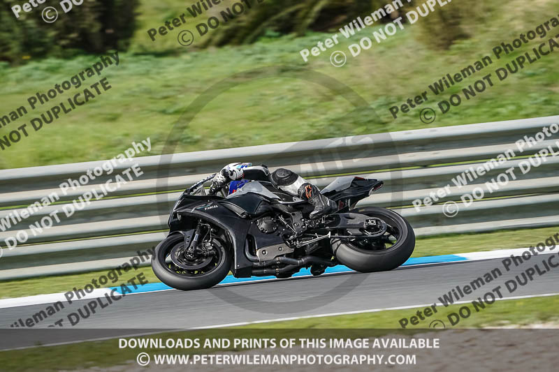 estoril;event digital images;motorbikes;no limits;peter wileman photography;portugal;trackday;trackday digital images